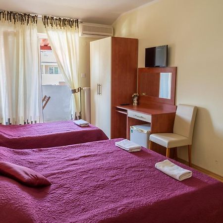 Pag Marina Rooms & Apartment ภายนอก รูปภาพ