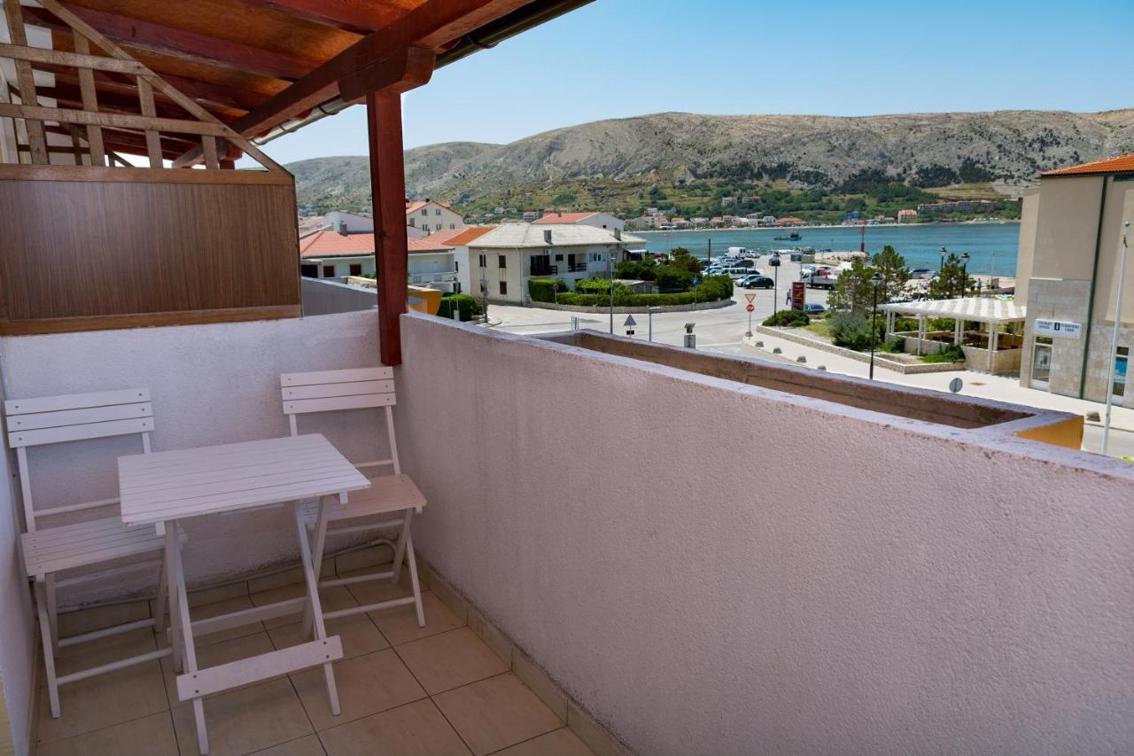 Pag Marina Rooms & Apartment ภายนอก รูปภาพ